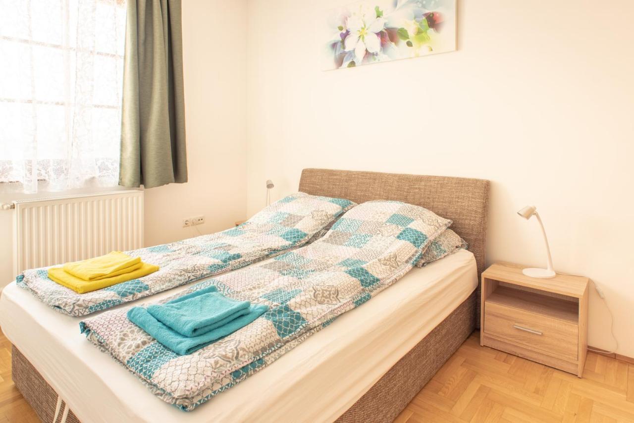 Modor Apartman Alsópáhok Eksteriør bilde