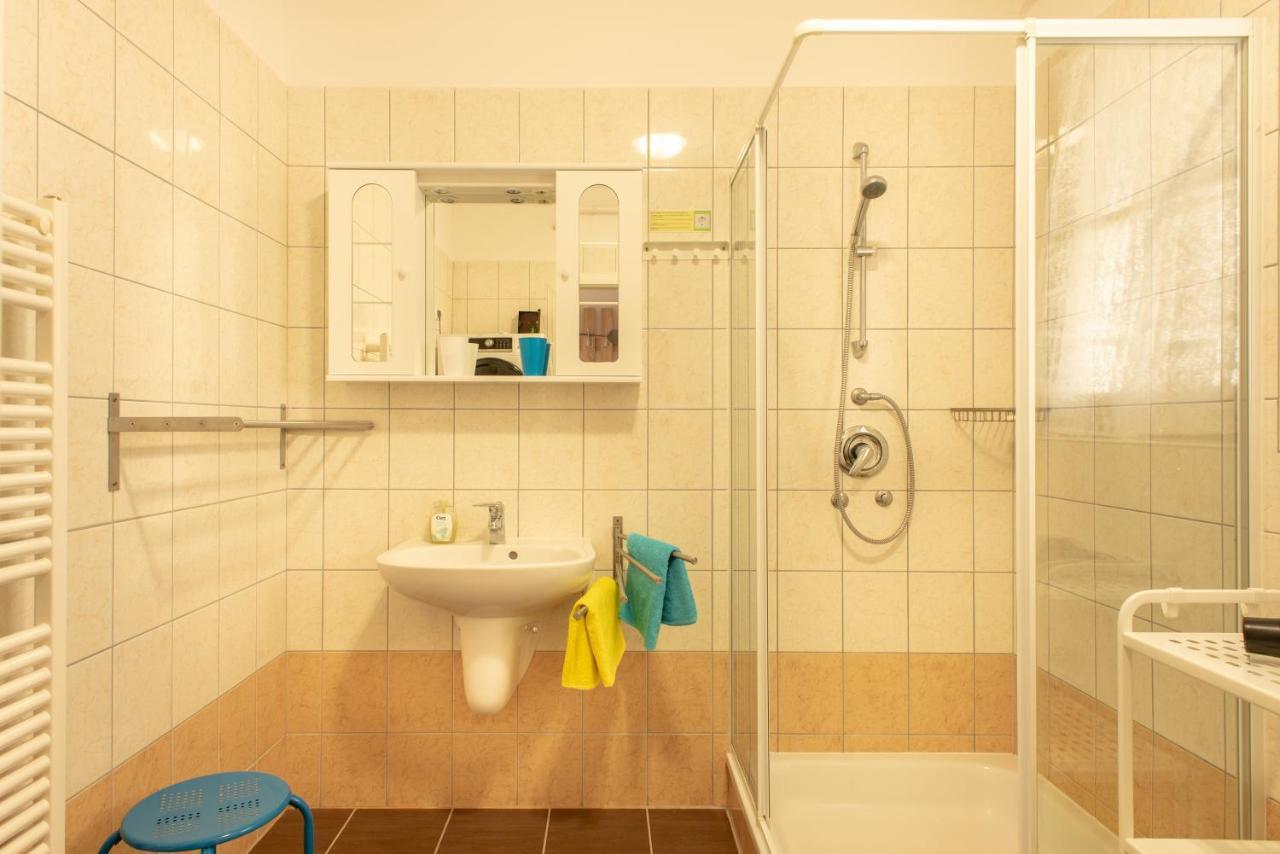Modor Apartman Alsópáhok Eksteriør bilde